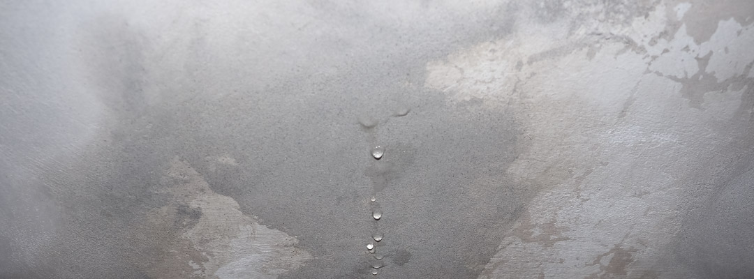 Por qué salen manchas de humedad en la pared y cómo prevenirlas